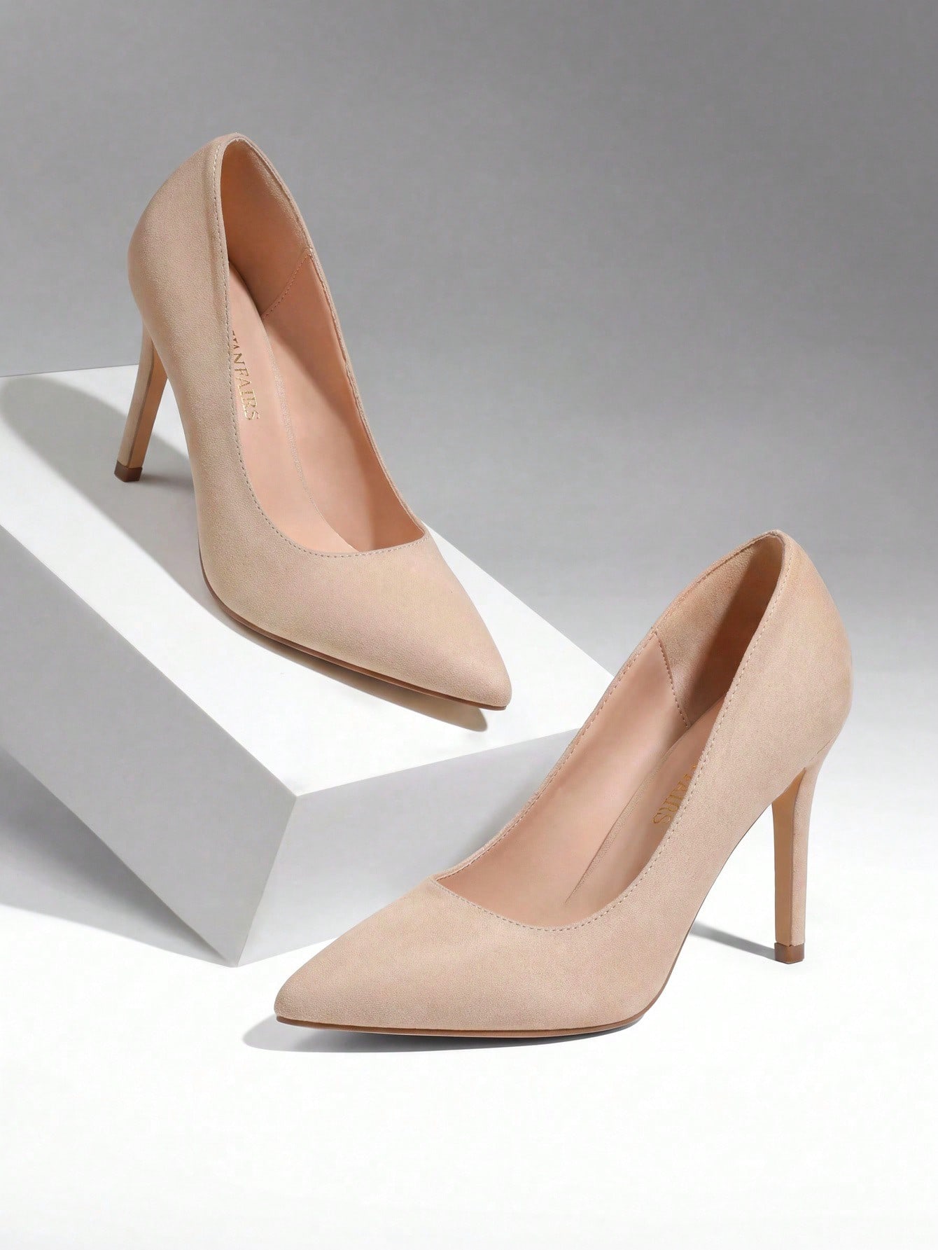 Court Heel Pointed - Kadınlar için İnce Topuklu Ayakkabılar, Sivri