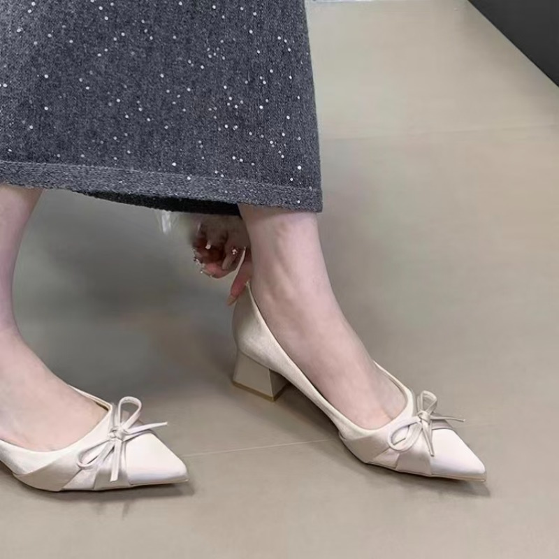 Retro Orta Boy Tek Ayakkabılar - Women Shoes With Heels incelemesi ve fiyatı