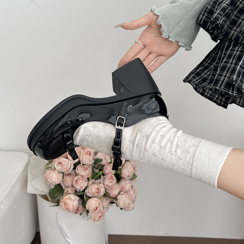 Zarif Ilmek Yüksek Topuklu Mar - Patent Leather Pump incelemesi ve fiyatı